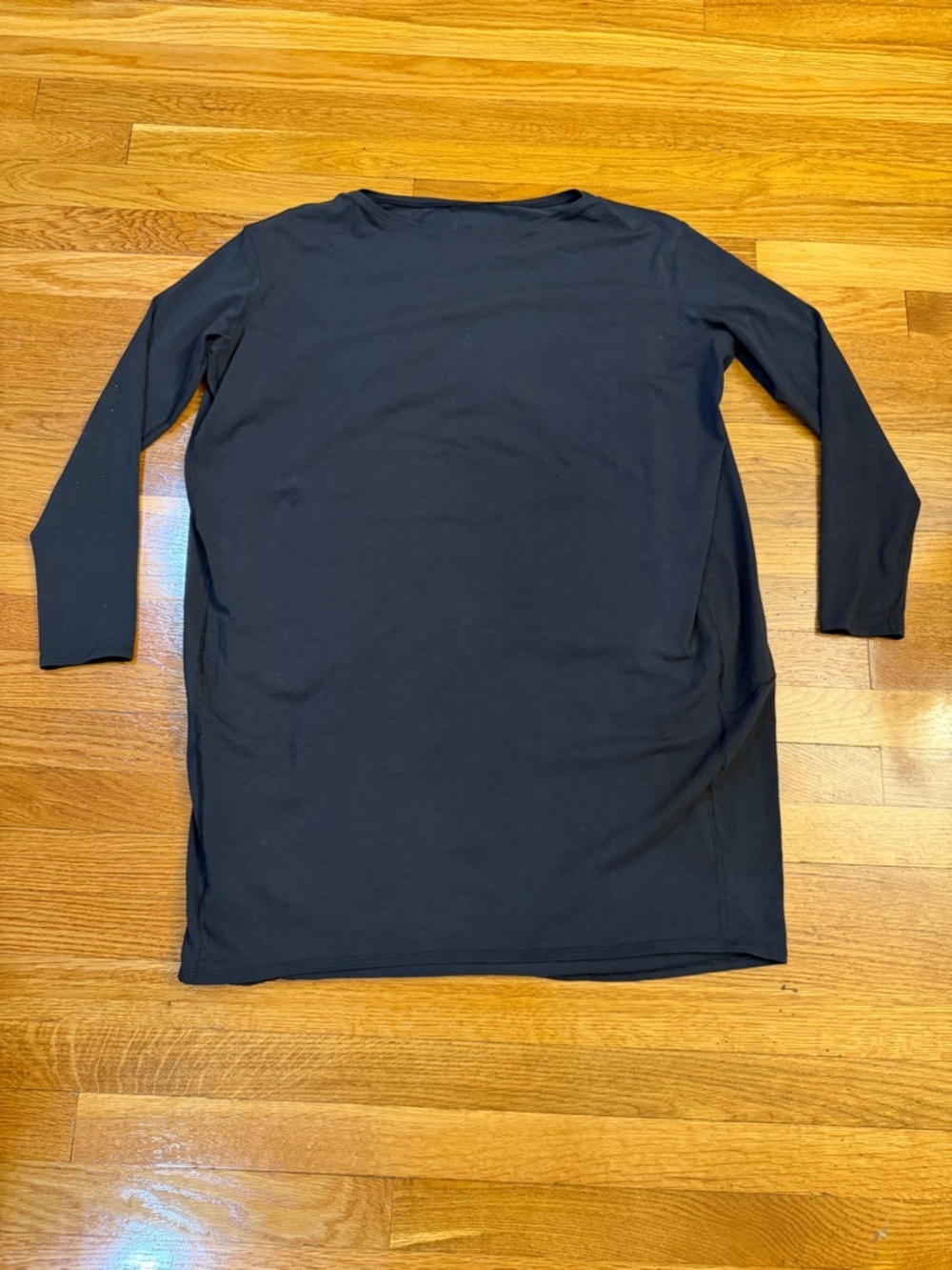 Lululemon Back in Action Long Sleeve Dress Black - Size Est. 6/8 (24" P2P) *Flaw